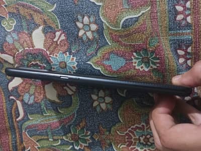 VERY GOOD CONDITION ONLY TWO SCRATCHES ON SCREEN