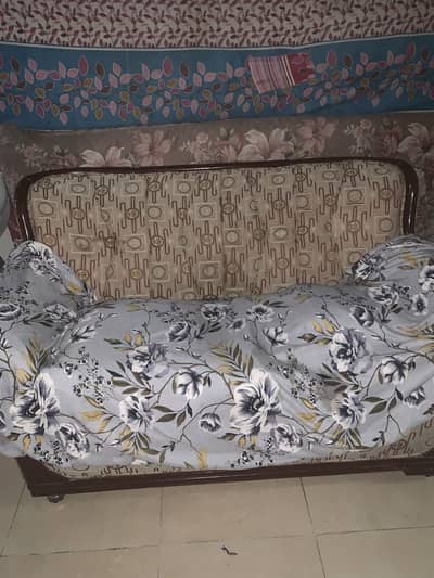 2 SEATER SOFA
