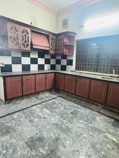 6 marla ground floor for rent