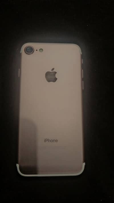 IPhone 7 JB 76% health