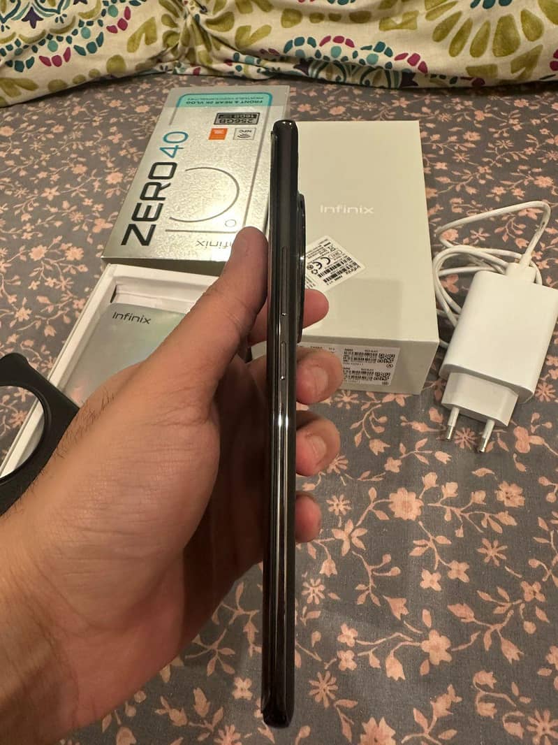 Infinix Zero 40 2
