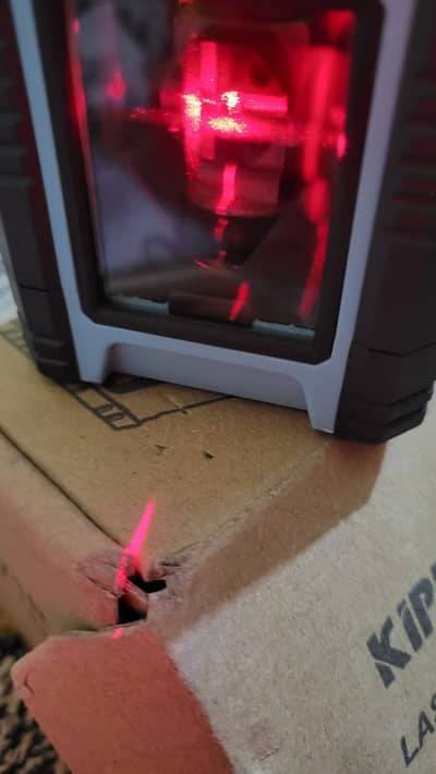 cross lines laser level for sale in Pakitan COD available 03198614614