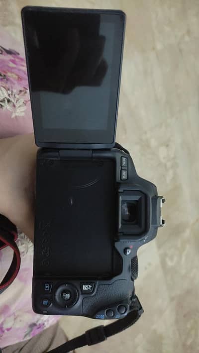 Canon 250D DSLR Camera With 18 - 55mm Lens