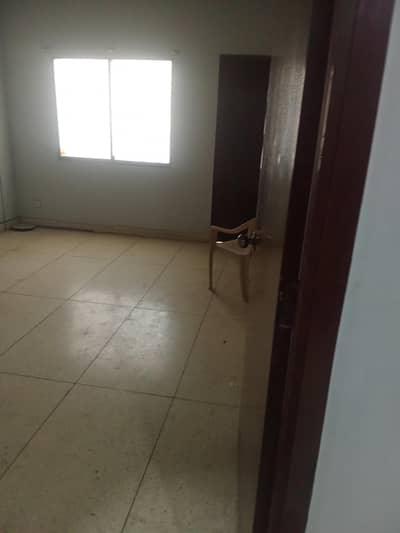 pechs block 2 3 bad DD 2nd floor without lift famliy only