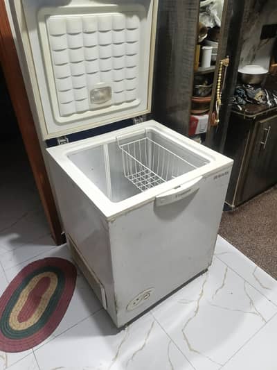 Waves Single door deep freezer non inverter