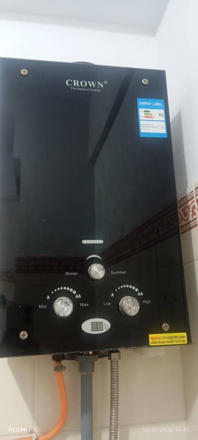 Crown Instanr Geyser