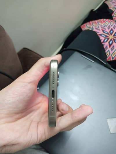 Apple iPhone 15 Pro Max jv