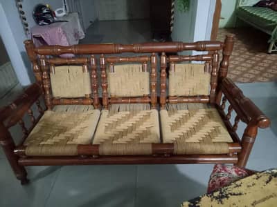 5 seater sofa set with centre table and 2 side table