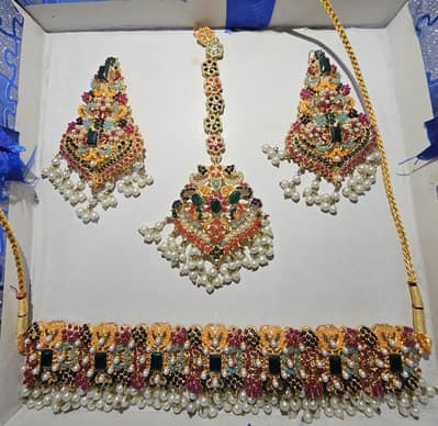 Multi color jewllery set