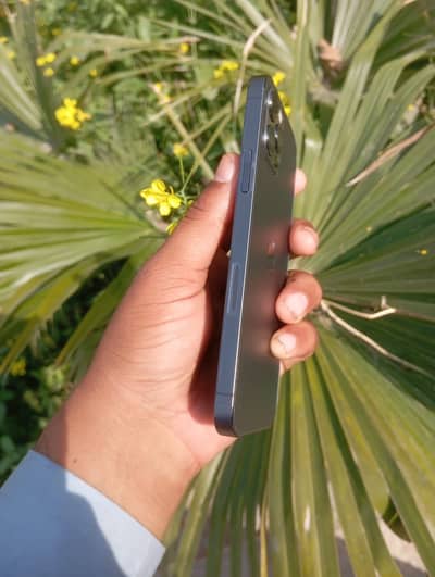 iPhone 12pro baypas  128gb battery 77