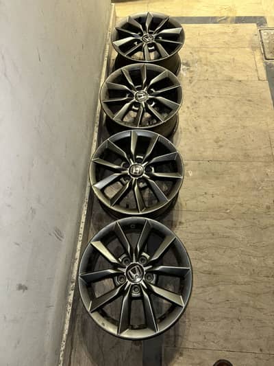 Honda Civic facelift rims