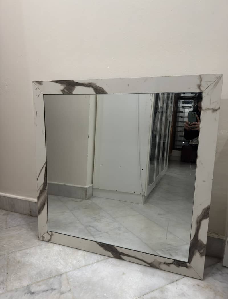 Dressing table with mirror 9