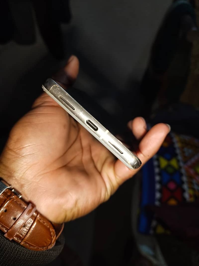 Google PIXEL 7 pro 1