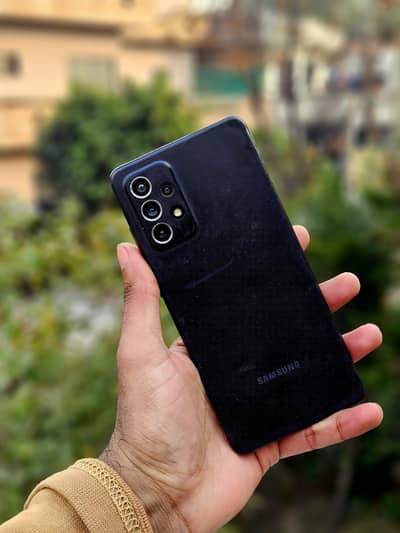 Samsung Galaxy A72  Official PTA Proved (With Box) For Sale & Exchange