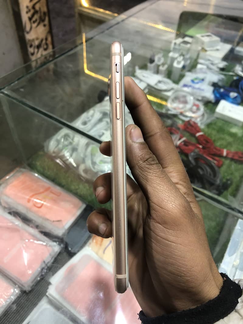 Iphone 8 plus 1