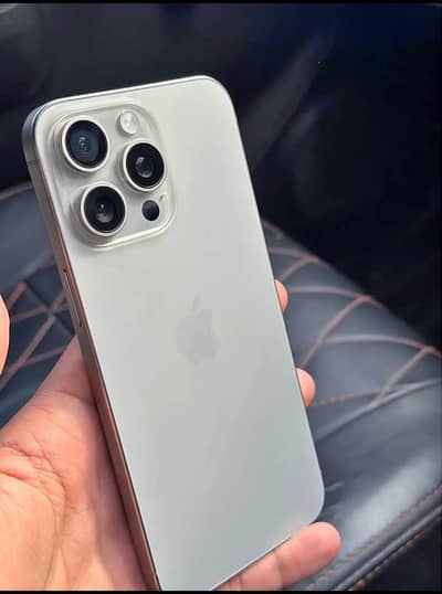 iPhone 15 Pro Max Jv