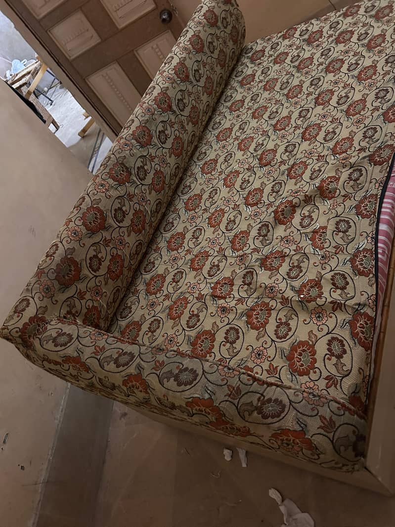 Sofa style single bed set 1