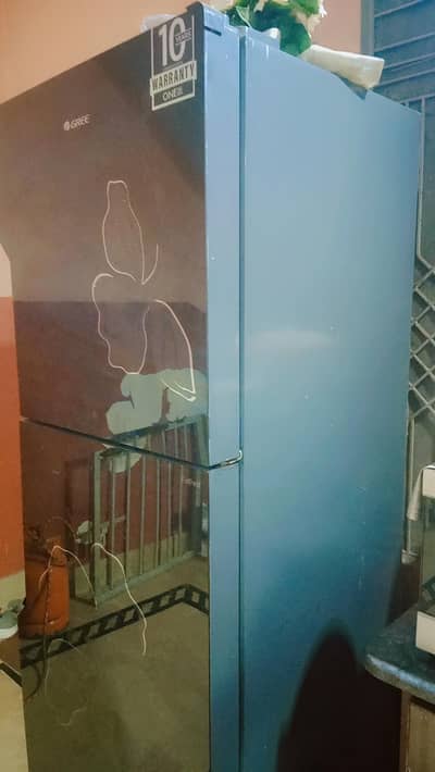 gree refrigerator inverter All ok 2. years old