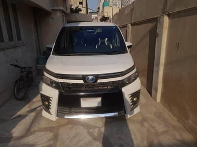 Toyota Voxy 2015 ( Contact: 0321-9277225 )