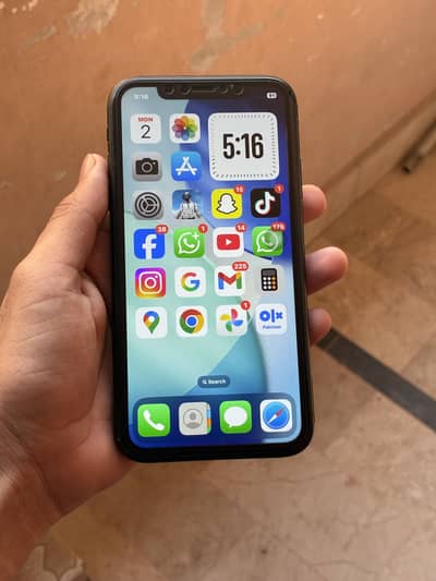 I Phone XR 64GB Non Pta Good Condition