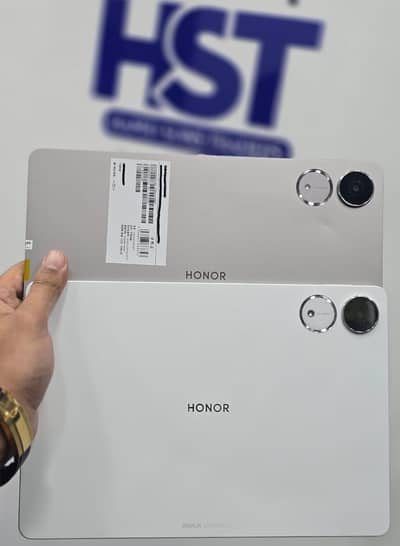 Honor Pad V9.12/512 Gaming Beast. 11.61" 144hz Display.