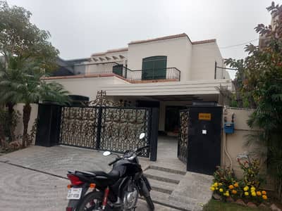 BRAND NEW 1-KANAL ELEGANT AND SUPER HOT LOCATED BUNGALOW IS AVAILABLE IN THE BEST BLOCK OF DHA LAHORE.