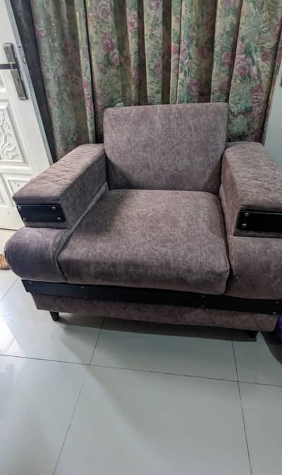 5 seater sofa set.