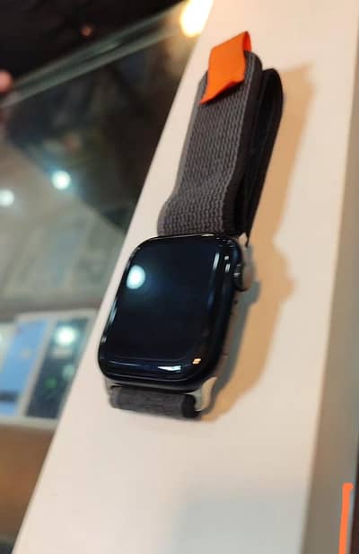 watch 8 45 mm with box charger