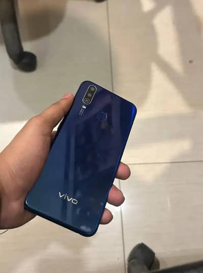 Vivo y15