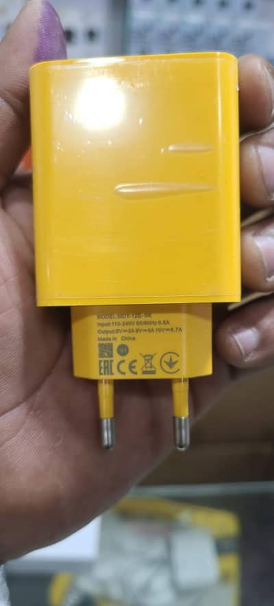  Special Offer – 10 Pieces Turbo Fast Charger for Rs 6,000 