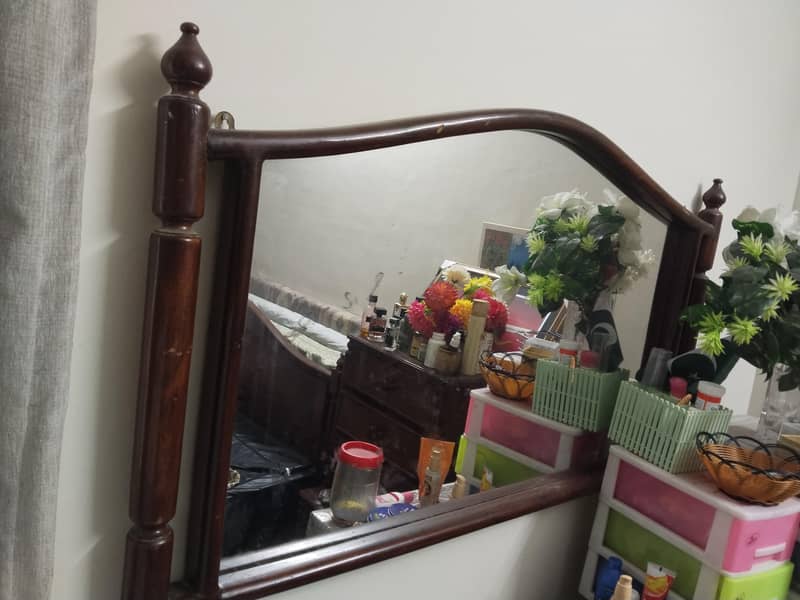 بہترین لکڑی سیٹ 0