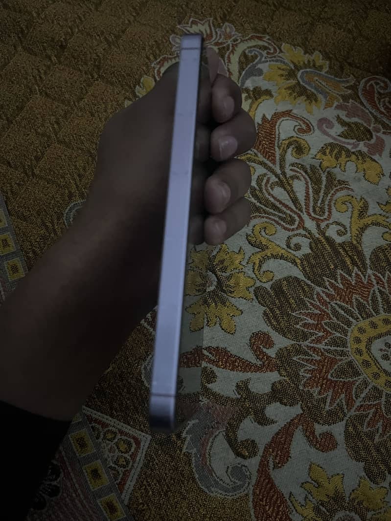 Exchange only iPhone 3