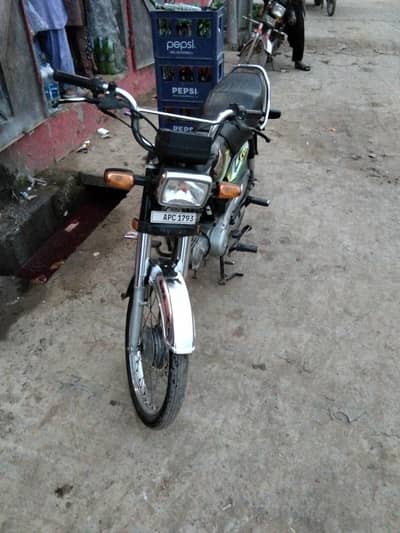 Honda CD 70 urgent for sale