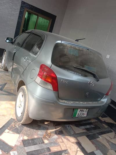 Toyota Vitz family used car 