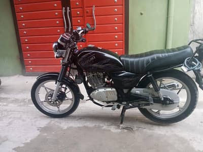 Suzuki GS 150 SE