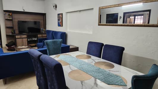 6 Person Dining table