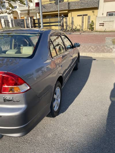 Honda Civic Oriel Automatic 2004 – Urgent Sale
