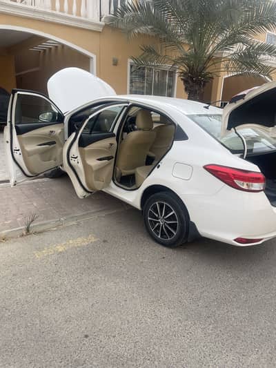 Toyota Yaris -ATIV-X 1.5 CVT,2023