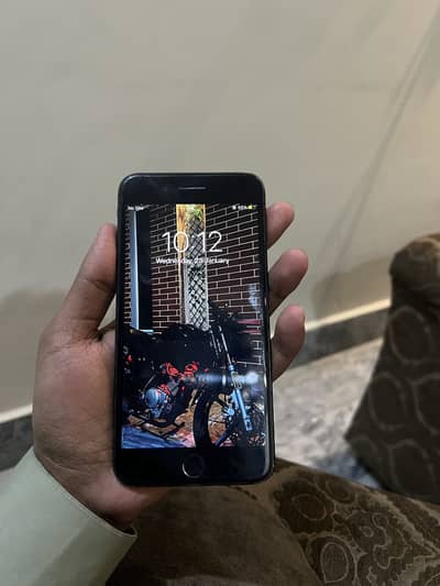 Iphone 7+ pta approved 128gb