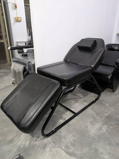 Saloon Bed / Manni Paddi Bed / Manni Paddi Couch