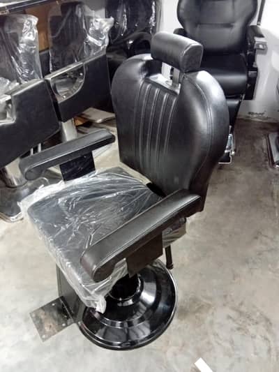 Saloon Chairs / Barber Chairs / Parlour Chairs