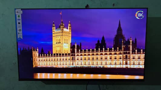 Led tv 4k 40 inch GOOD CONDITION with box