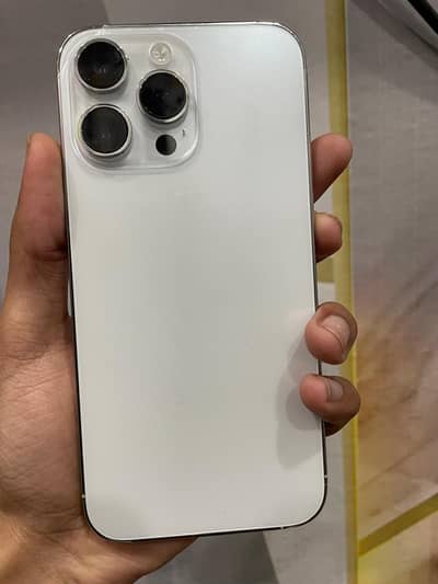 14pro max 10 10 condetion white colour