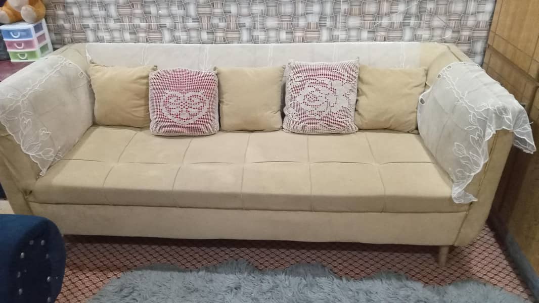 5seater sofa 0
