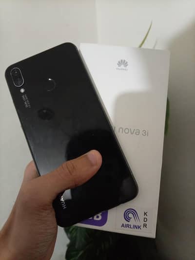 Huawei nove 3i offical pta 4/128gb