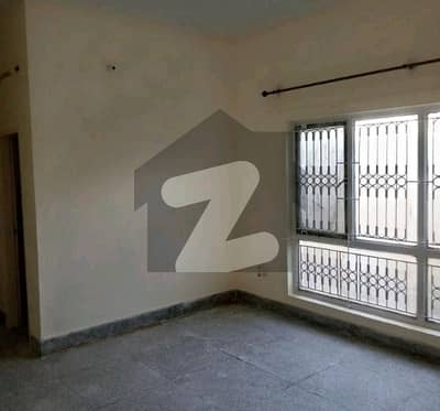 House Of 3200 Square Feet In G-10/1 For Sale