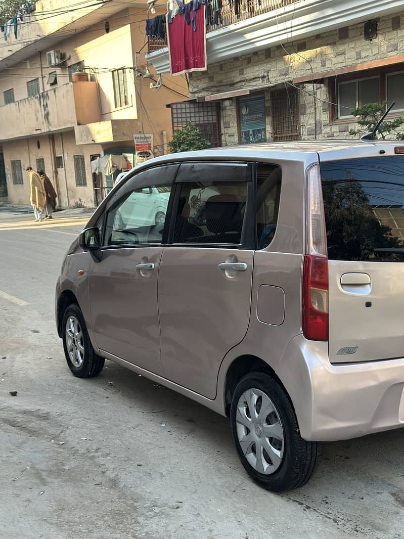 Move Fully automatic 2011 model 15 import 0