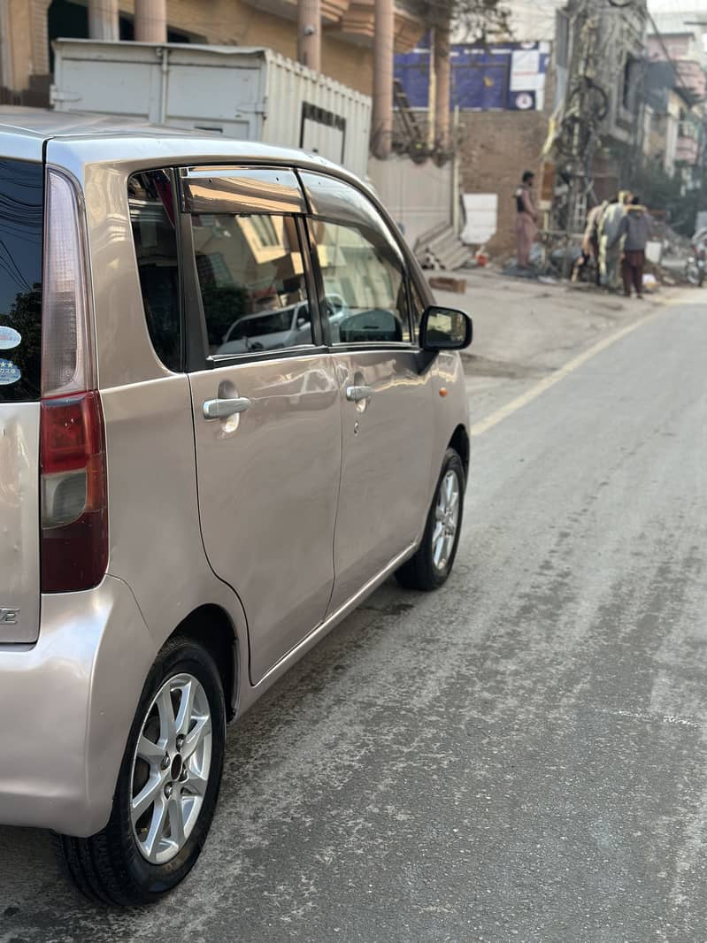 Move Fully automatic 2011 model 15 import 2