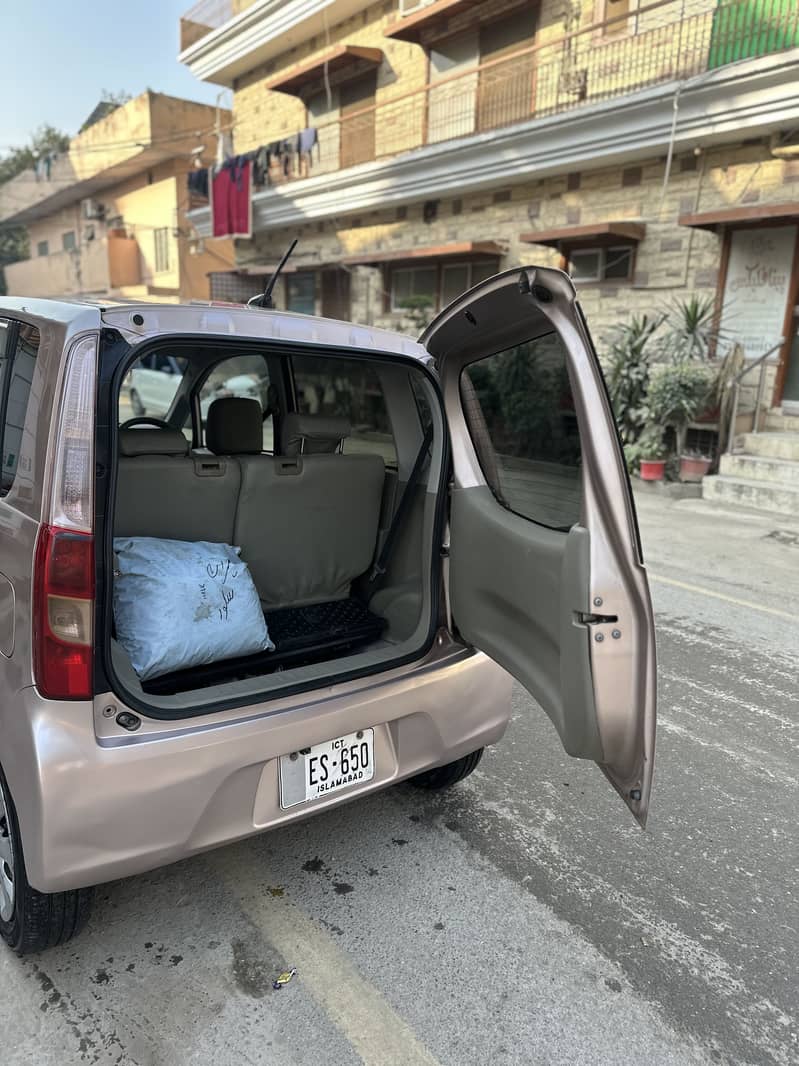 Move Fully automatic 2011 model 15 import 7