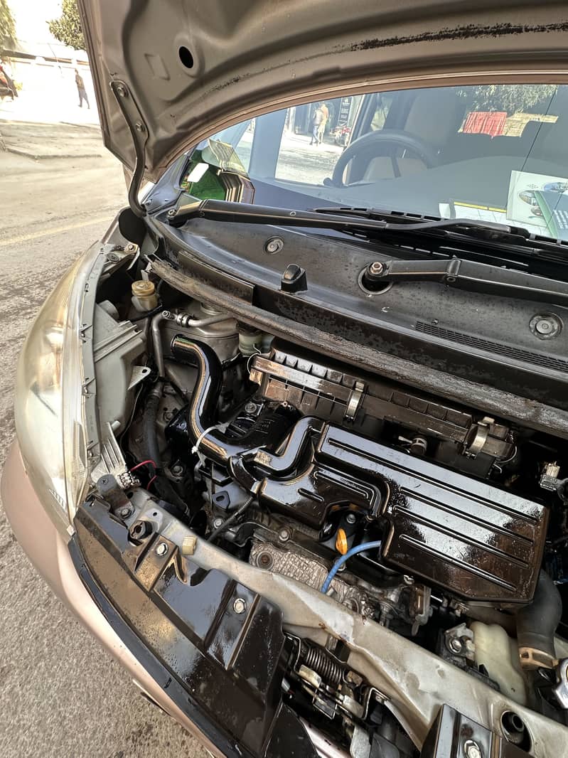 Move Fully automatic 2011 model 15 import 18